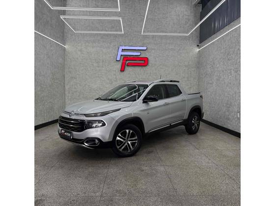 FIAT TORO 2.0 16V TURBO DIESEL VOLCANO 4WD AT9 FIAT TORO 2.0 16V TURBO DIESEL VOLCANO 4WD AT9